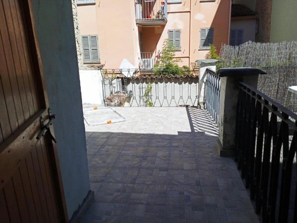 Piccolo Monolocale Con Angolo Cottura Parma Exterior foto